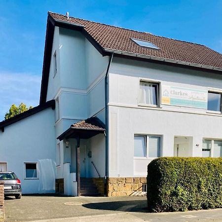 Clarkes Apartments Leopoldshohe Exteriör bild